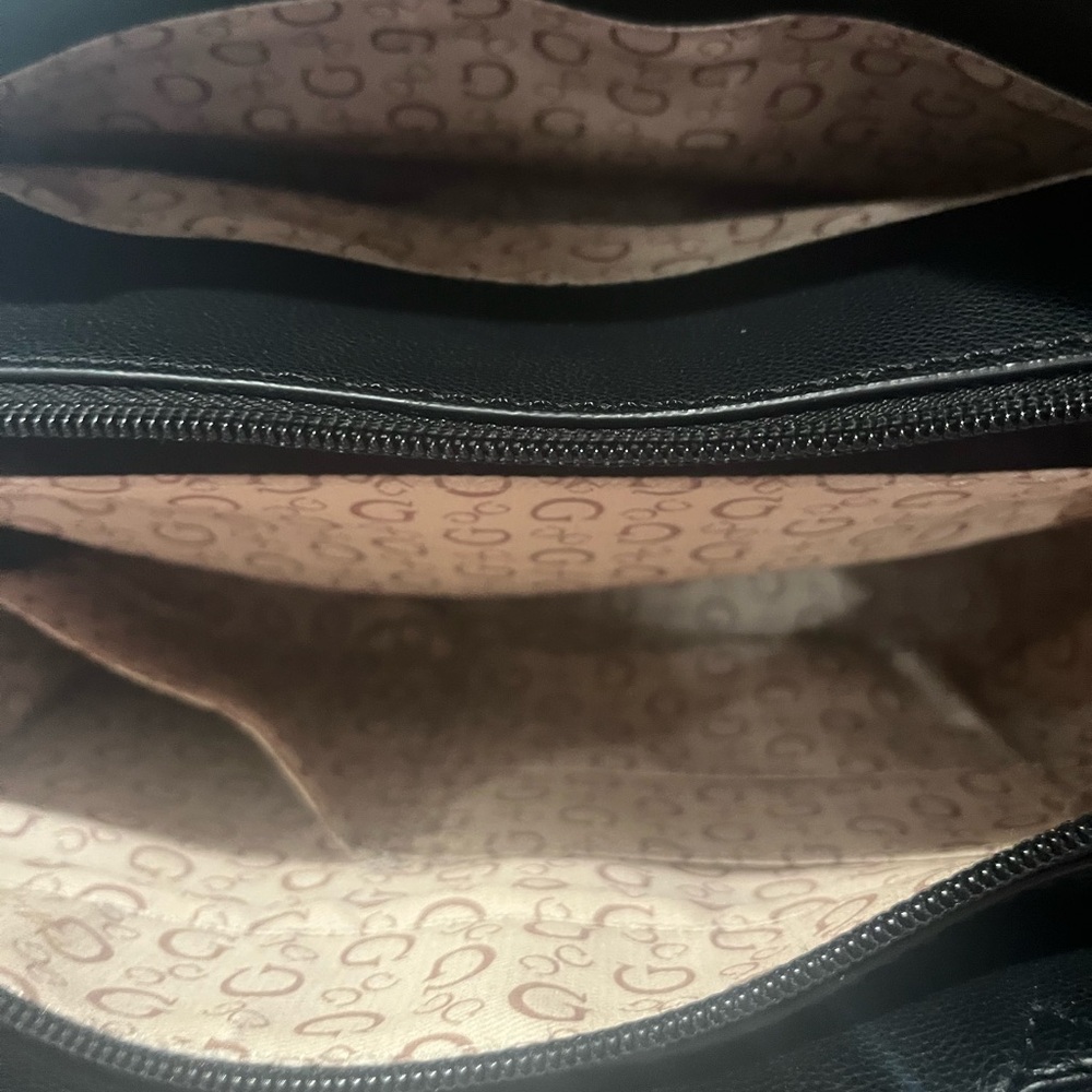 BLACK GUESS BAG 🖤 - Picture 5 of 12
